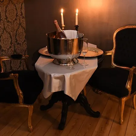 Couette-café Vip 209