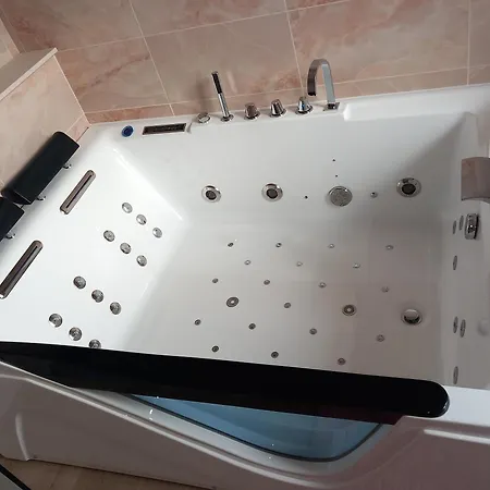 Couette-café Vip 209 4*